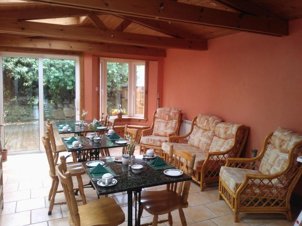 Ashville Guesthouse room 4